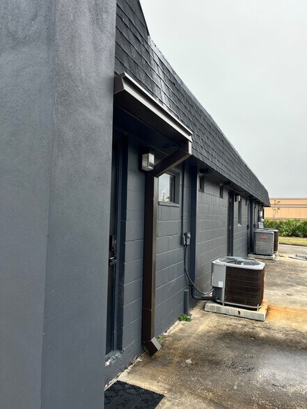 More Photos Of 1404 Highway A1A, Satellite Beach Office For Sale