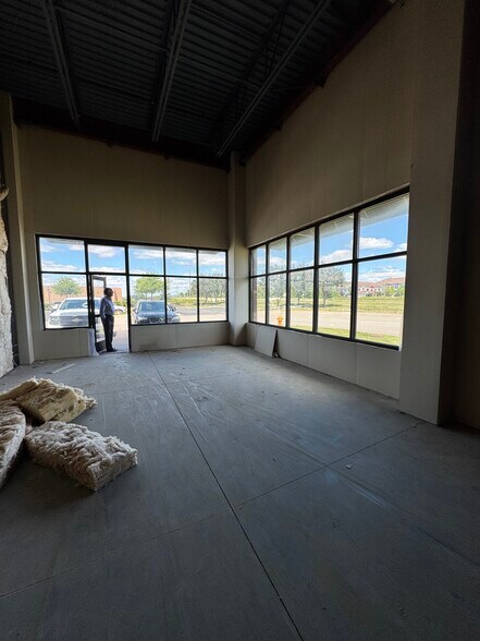 More Photos Of Hwy 63 SE 48th St, Rochester Unknown For Lease