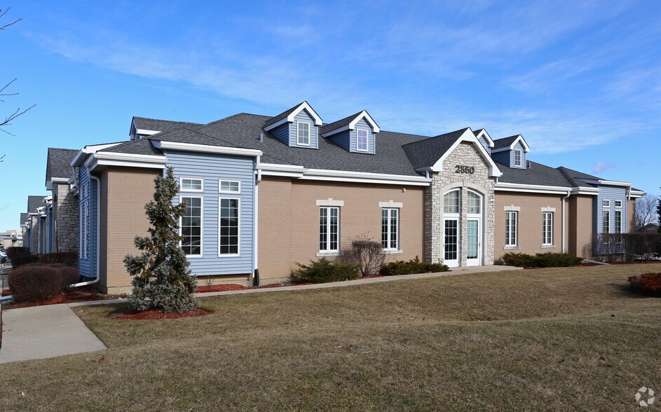 More Photos Of 2550 Compass Rd, Glenview Medical For Sale