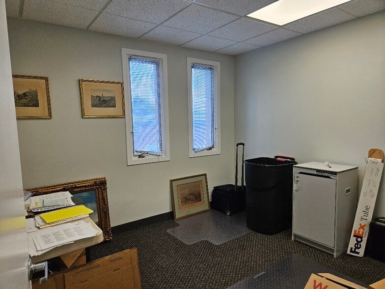 More Photos Of 3859-3871 Plaza Dr, Fairfax Office For Sale