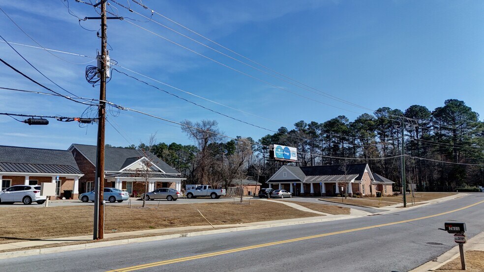 More Photos Of 6 Charlton St NW, Rome Apartments For Sale