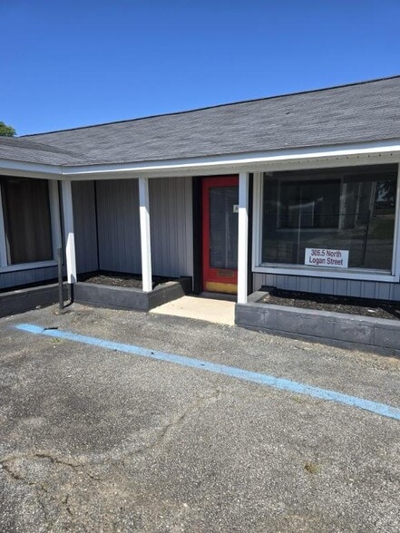 Primary Photo Of 305.5 N Logan St, Gaffney Storefront Retail Residential For Sale