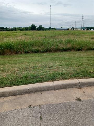 More Photos Of Paul Carr Drive, Checotah Land For Sale