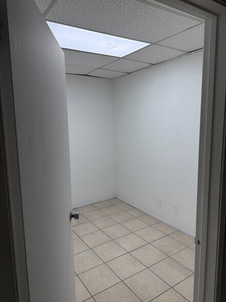 More Photos Of 1600 W Pico Blvd, Los Angeles Land For Lease