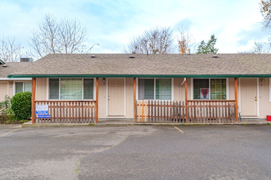 More Photos Of 14937 SE Stark St, Portland Apartments For Sale