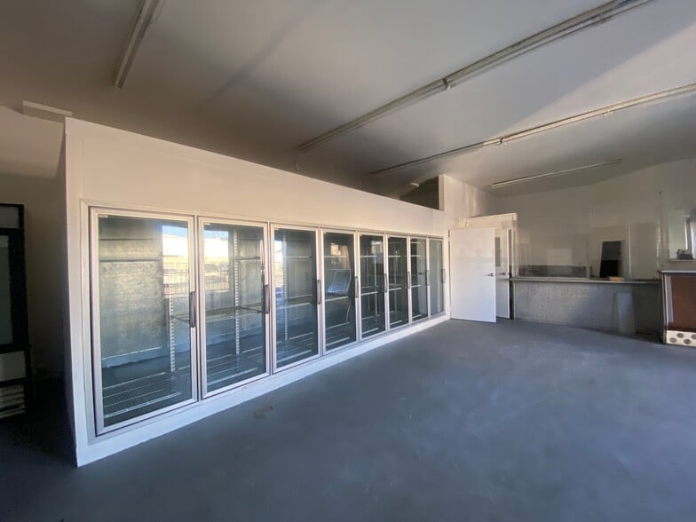 More Photos Of 5501-5517 S Vermont Ave, Los Angeles Unknown For Lease