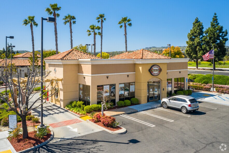More Photos Of 27000-27470 Alicia Pky, Laguna Niguel Unknown For Lease