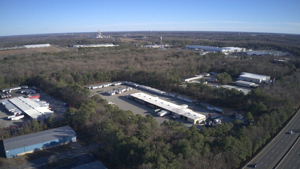 More Photos Of 9600 Express Ln, Richmond Truck Terminal For Lease