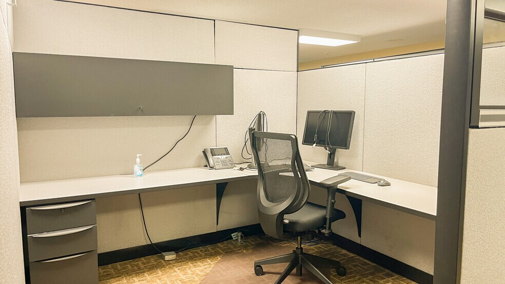 More Photos Of 2822 Oneal Ln, Baton Rouge Office For Lease