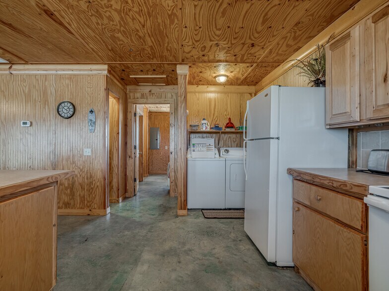 More Photos Of 341070 E 890 Rd, Chandler Lodge Meeting Hall For Sale