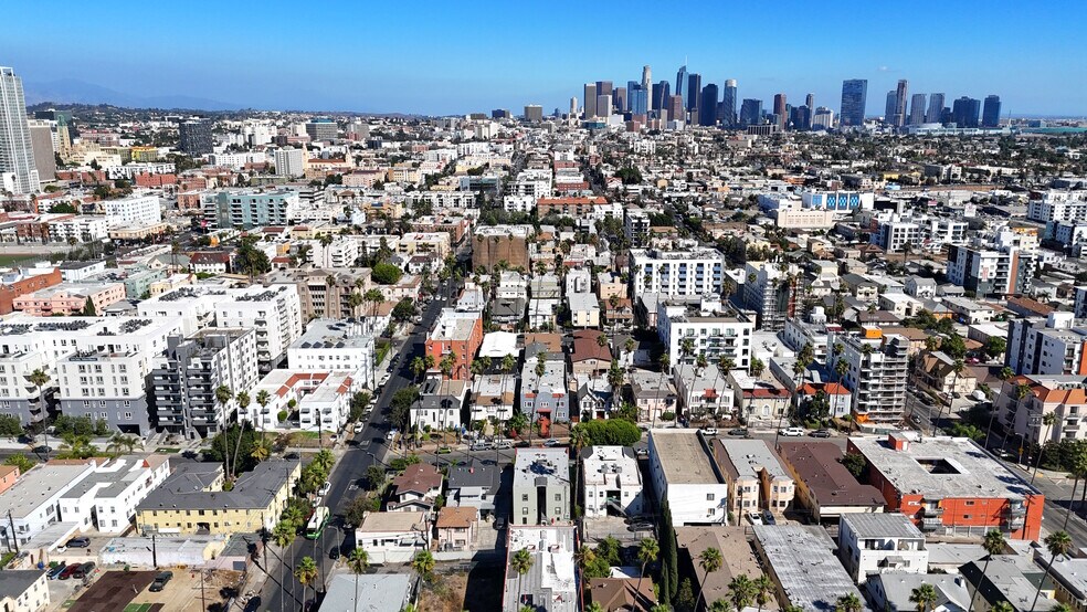 More Photos Of 910 S Mariposa Ave, Los Angeles Apartments For Sale