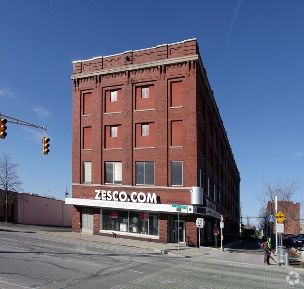 Primary Photo Of 640 N Capitol Ave, Indianapolis Warehouse For Sale