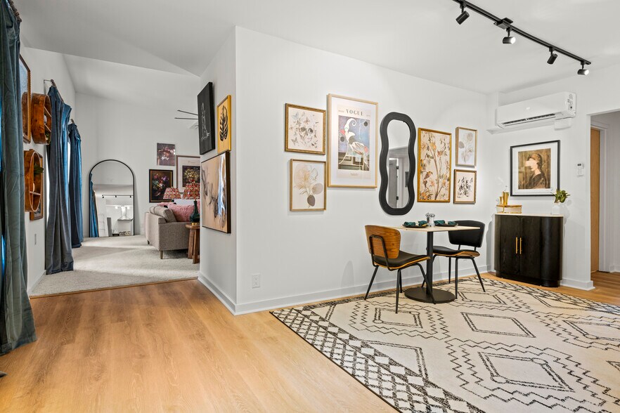 More Photos Of 9-13 Broadway St, Asheville Storefront Retail Office For Sale