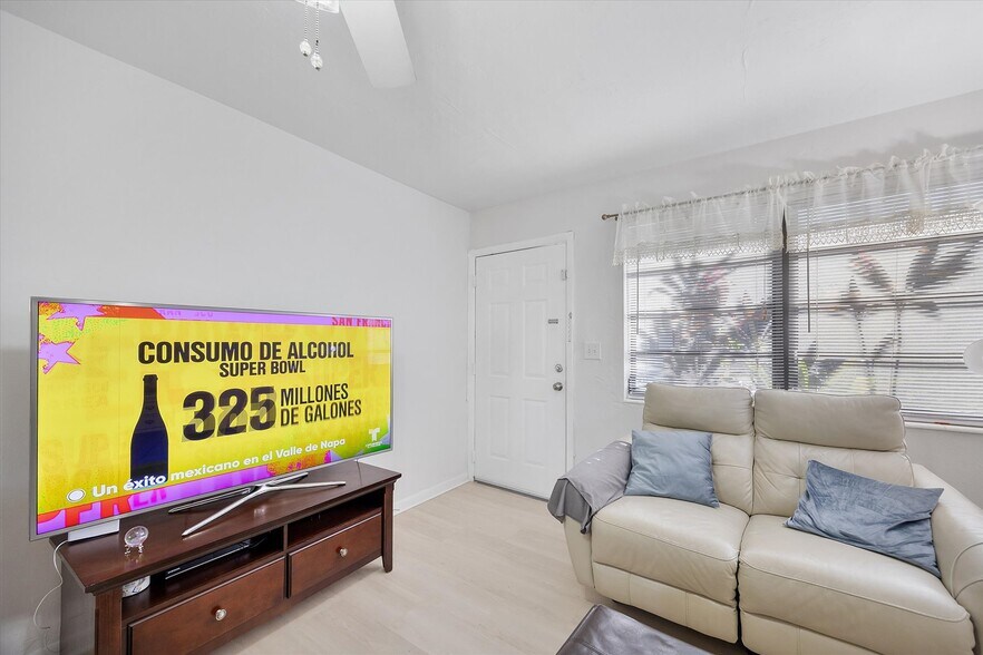 More Photos Of 14260 SW 88th Ave, Palmetto Bay Apartments For Sale