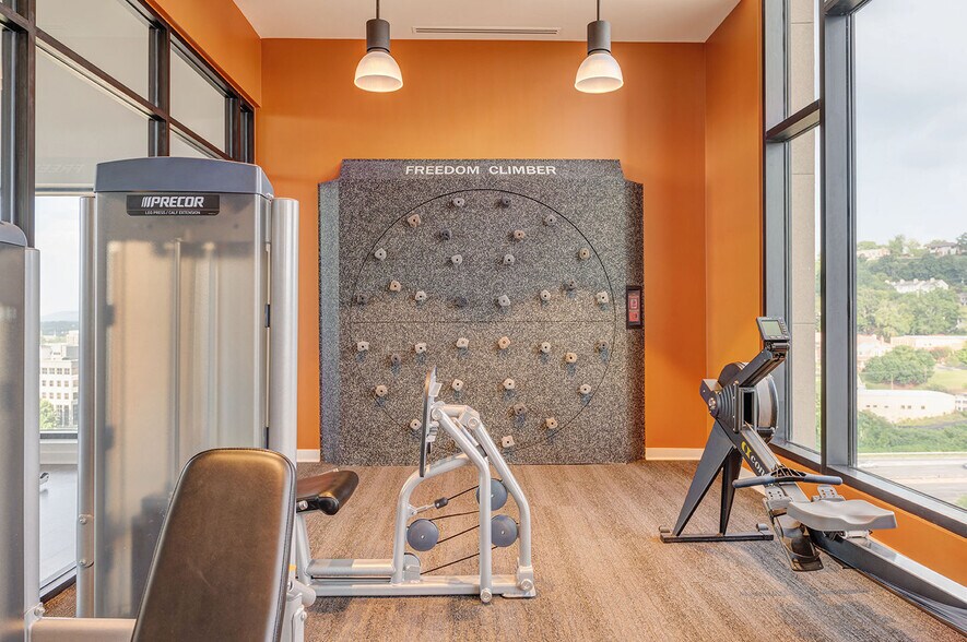 More Photos Of 2173 Highland Ave S, Birmingham Apartments For Lease