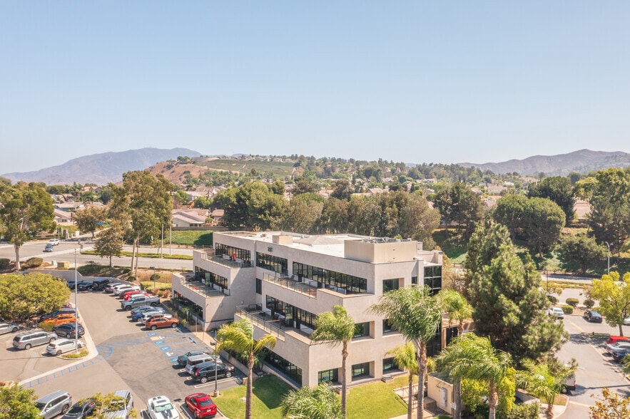 More Photos Of 155 N Riverview Dr, Anaheim Office For Sale