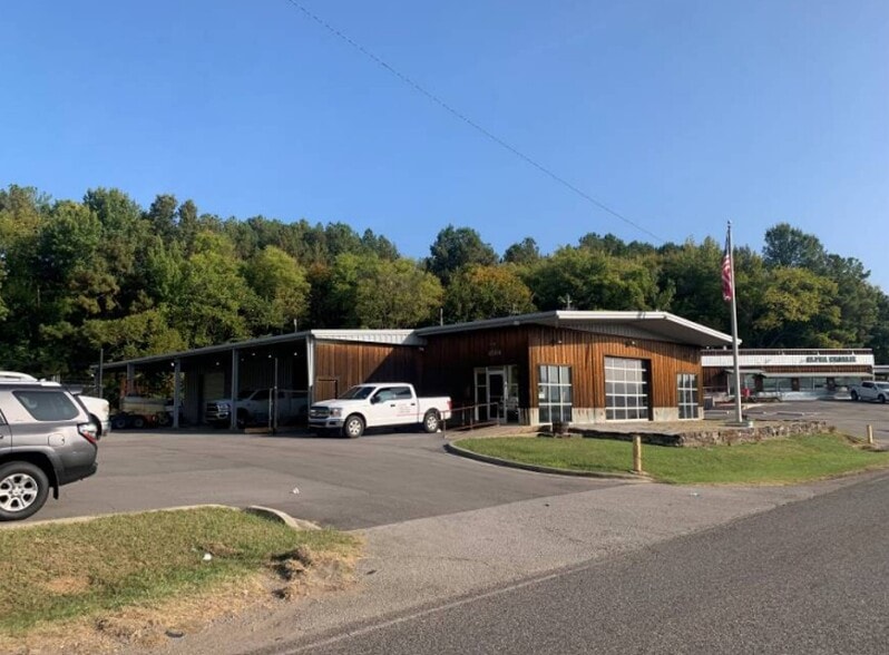 More Photos Of 4800 E Lake Blvd, Birmingham Service For Lease