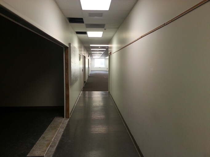 More Photos Of 70 Hillside Dr, Drums Flex For Lease