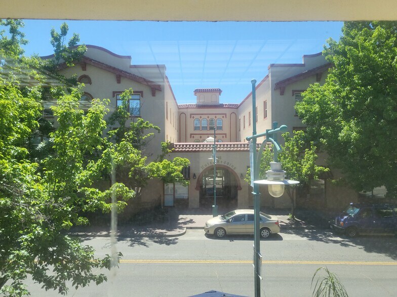 More Photos Of 1767 Market St, Redding Loft Creative Space For Lease
