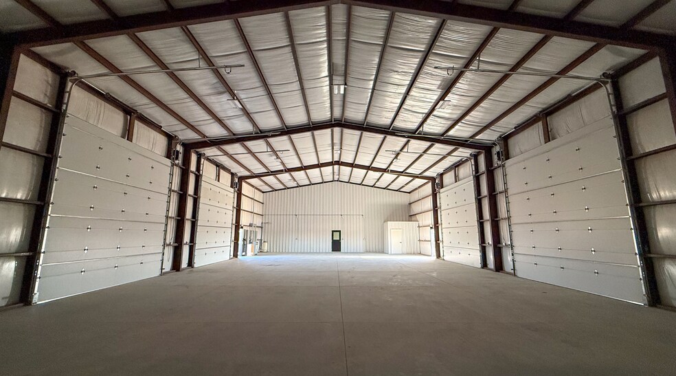 More Photos Of 4020 County 48 Rd, Midland Warehouse For Lease