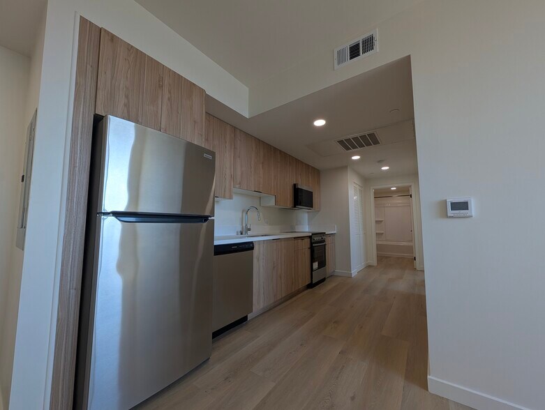 More Photos Of 1156 W Florence Ave, Los Angeles Apartments For Sale