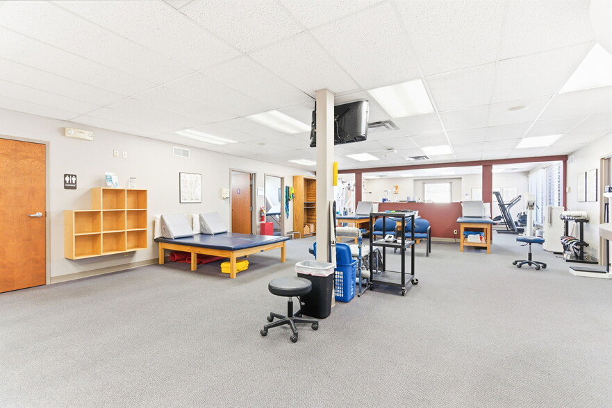 More Photos Of 4430 Crawford Ave, Louisville Medical For Sale