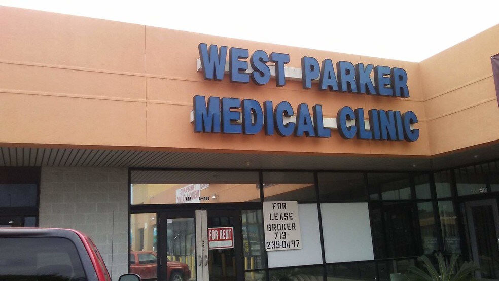 More Photos Of 455 W Parker Rd, Houston General Retail For Lease