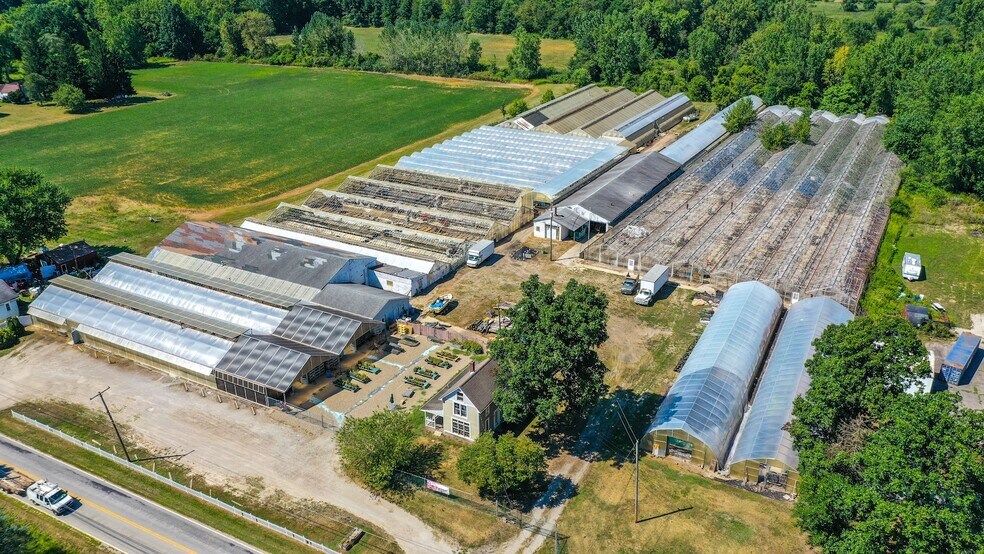 More Photos Of 1993 Wright Rd, Akron Garden Center For Sale