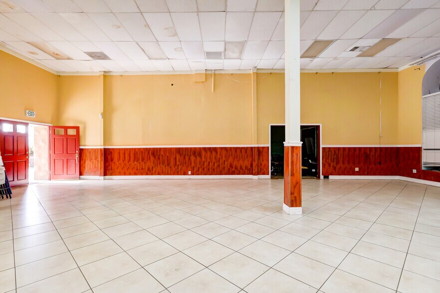 More Photos Of ,  Unknown For Sale