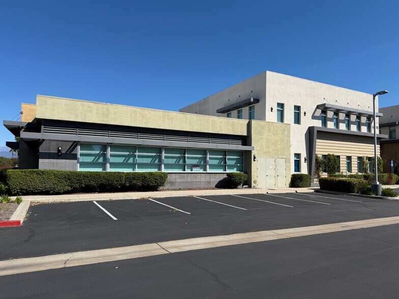 More Photos Of 14798 Pipeline Ave, Chino Hills Medical For Lease