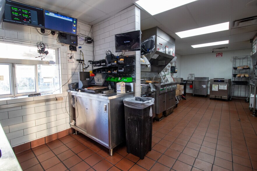 More Photos Of 504 W Vine St, Kissimmee Restaurant For Sale