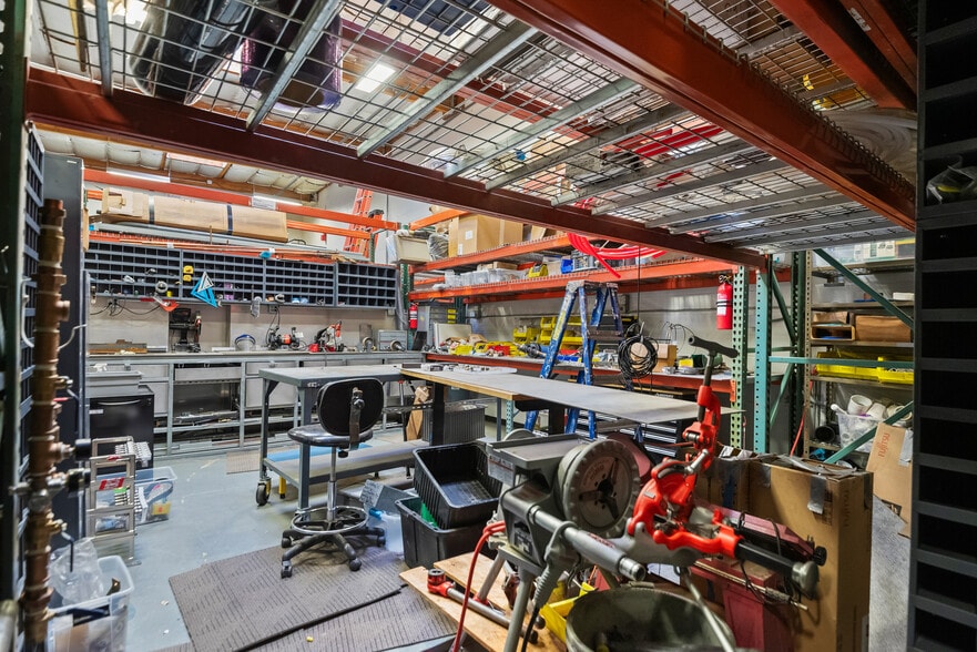 More Photos Of 961 Hamline St, San Jose Service For Sale