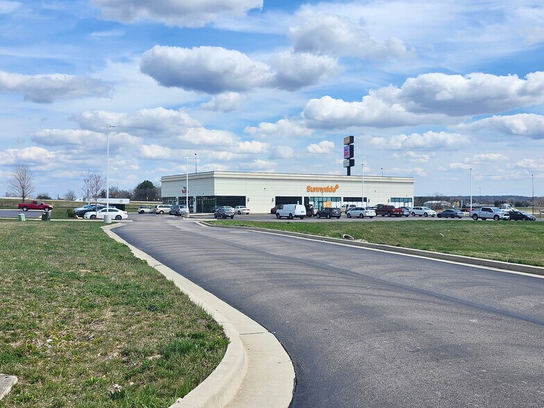 More Photos Of 7000 First Ranger Dr, South Beloit Freestanding For Lease