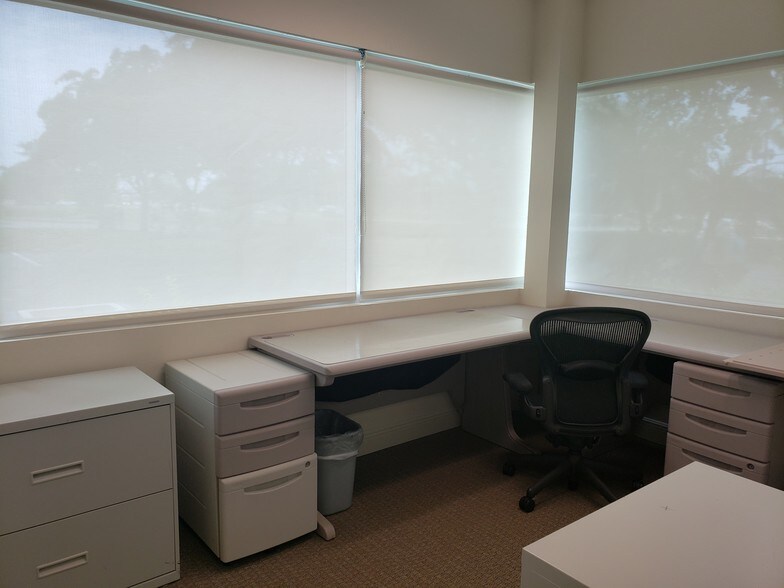 More Photos Of 13131 University Dr, Fort Myers Office For Lease