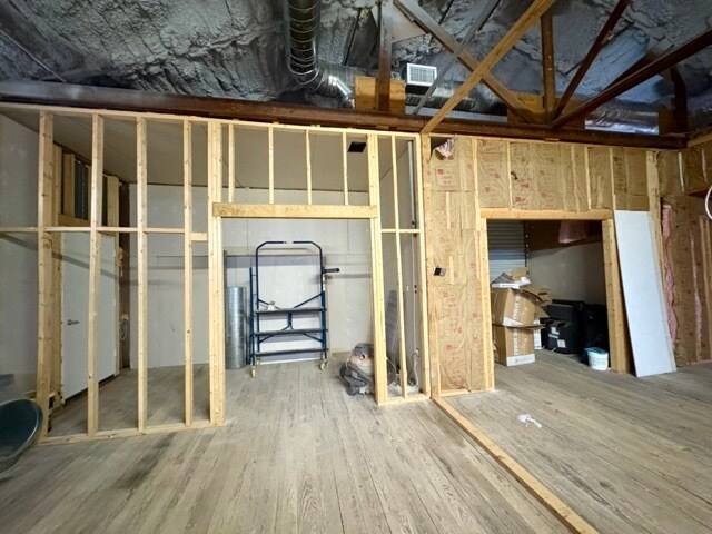 More Photos Of , Leesburg Industrial For Sale