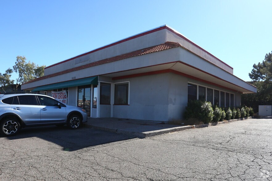 More Photos Of 1231 W Baseline Rd, Mesa Restaurant For Lease