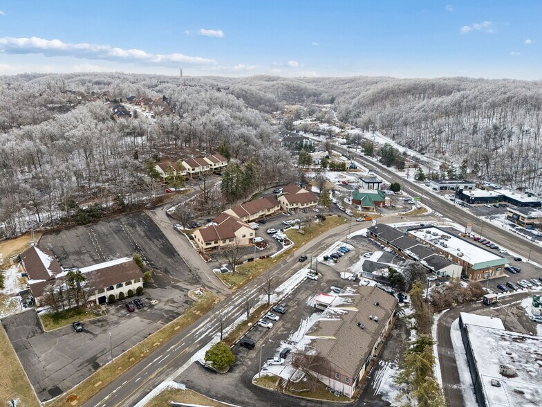 More Photos Of 159-167 Belle Forest Cir, Nashville Office For Sale