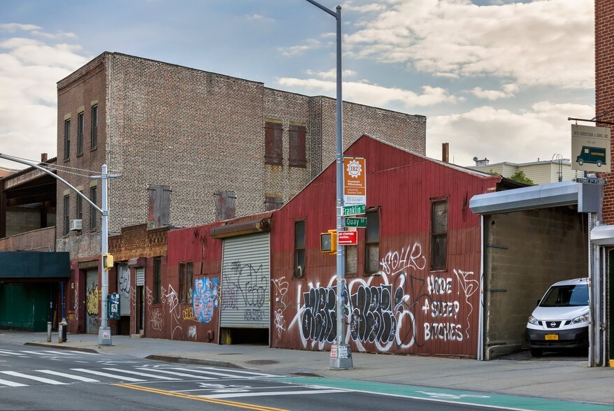 More Photos Of 30-34 Franklin St, Brooklyn Warehouse For Lease