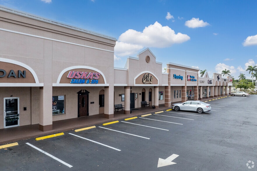 More Photos Of 12901 Mcgregor Blvd, Fort Myers Unknown For Lease