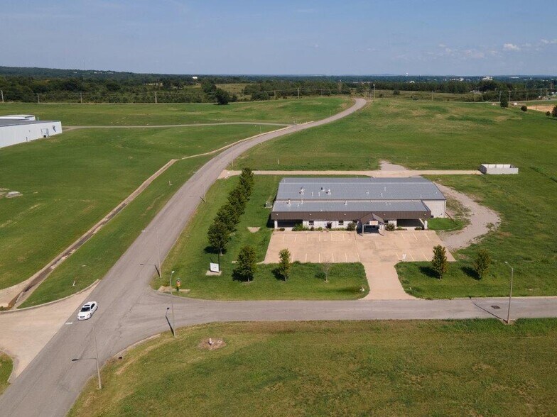 More Photos Of 905 Airport Parkway, Tahlequah Land For Sale