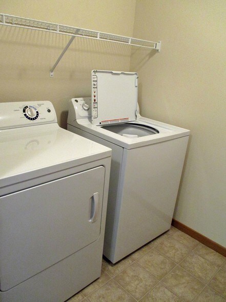 More Photos Of 5180 Lincoln Rd, Lincoln Apartments For Sale