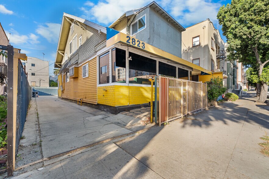 More Photos Of 2823 W 8th St, Los Angeles Office For Lease