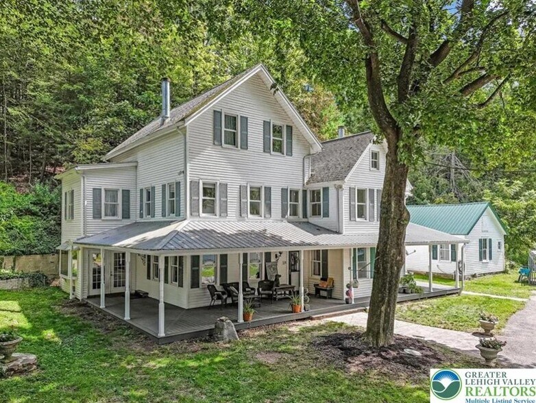 Primary Photo Of 3585 Fairyland Rd, Lehighton Specialty For Sale