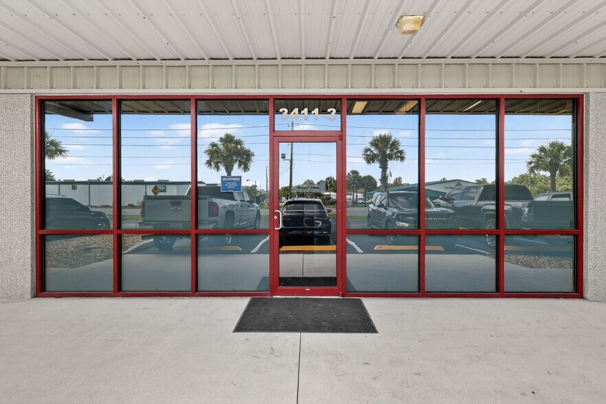 More Photos Of 3411 W Main St, Leesburg Mixed Retail For Lease
