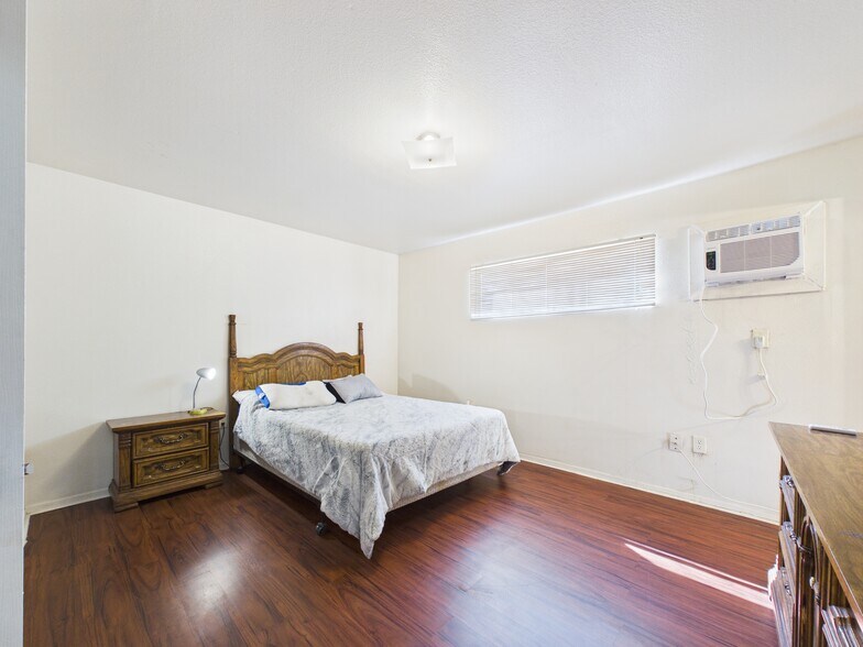 More Photos Of 1349 Jefferson Dr, Port Arthur Apartments For Sale