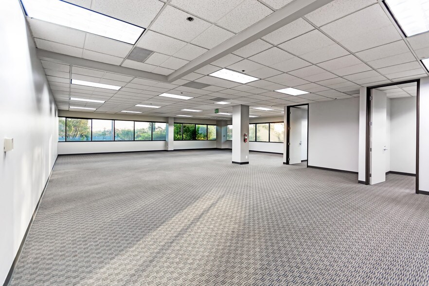 More Photos Of 3707 W Garden Grove Blvd, Orange Medical For Sale