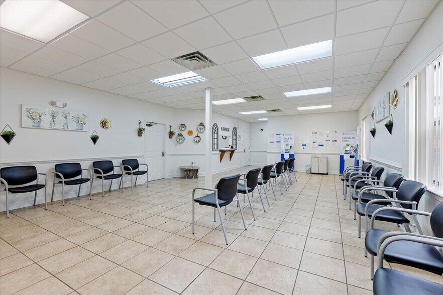 More Photos Of 2477 Tim Gamble Pl, Tallahassee Medical For Sale