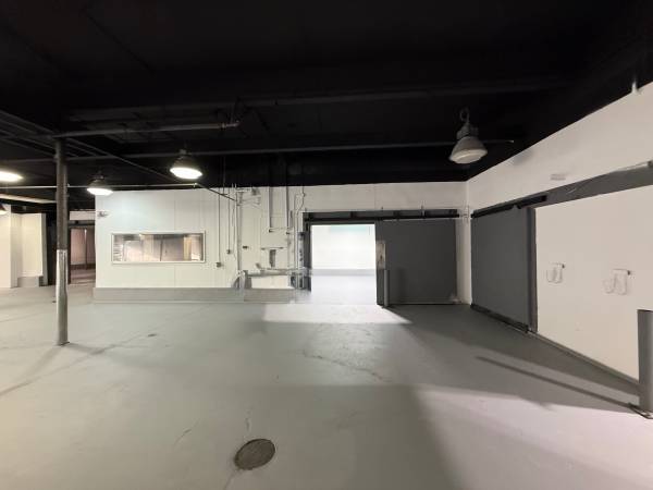 More Photos Of 15509 Main St E, Sumner Food Processing For Lease