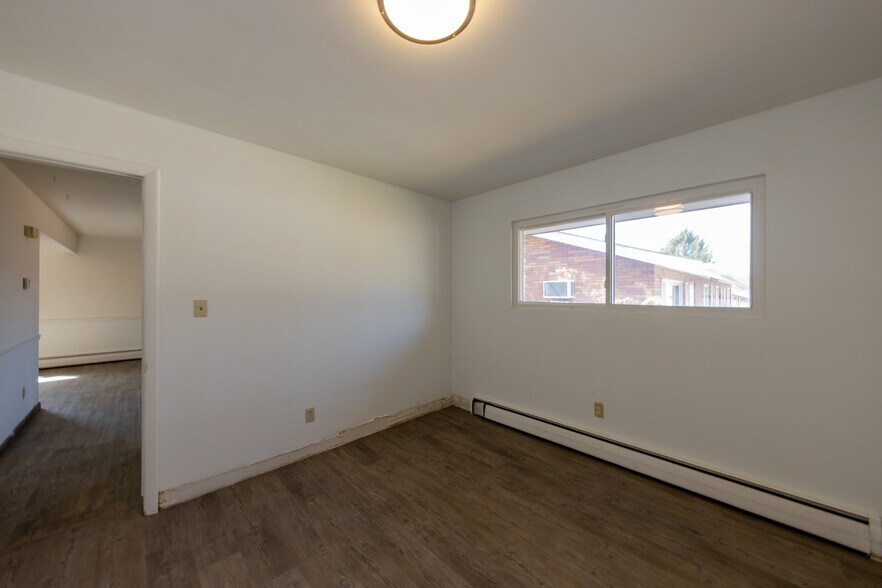 More Photos Of 10-36 Linda St, Tallmadge Apartments For Sale