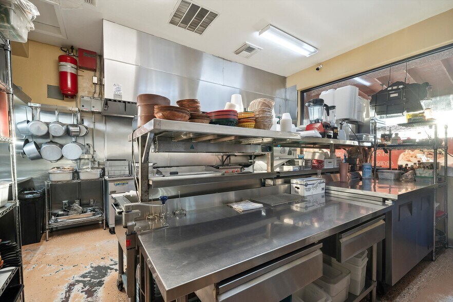 More Photos Of 706 N Old Hwy 77, Mammoth Restaurant For Sale